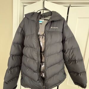 Columbia navy blue Puffer Jacket large men